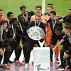 [Photo] Bayern Munich ăn mừng chức vô địch và chia tay 'công thần'