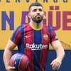 Tiền đạo Sergio Aguero chính thức đầu quân cho Barcelona