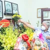 Chủ tịch Ủy ban MTTQ dâng hương tưởng nhớ đồng chí Lê Quang Đạo 