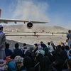 Taliban hối thúc người dân rời khỏi khu vực sân bay ở Kabul