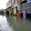 Mưa lớn khiến nhiều tuyến đường và khu dân cư ở Quảng Nam bị ngập