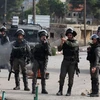 Israel cho phép binh sỹ bắn vào người biểu tình ném đá của Palestine