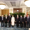 Chủ tịch nước tiếp các doanh nghiệp về tài chính, năng lượng Singapore