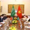 Bộ trưởng Bùi Thanh Sơn hội đàm với Bộ trưởng Ngoại giao Saudi Arabia