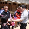 Thủ tướng thăm mô hình du lịch văn hóa cộng đồng tại Vân Hồ