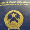 ĐSQ Việt Nam tại Séc ghi bị chú nơi sinh vào hộ chiếu mẫu mới