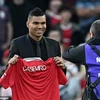 Manchester United chính thức ra mắt 'bom tấn' Casemiro