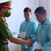 Bà Rịa-Vũng Tàu: Khen thưởng 2 chiến sỹ PCCC dũng cảm cứu người