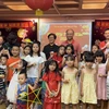 Trẻ em Việt Nam tại Pháp vui đón Tết Trung Thu ở thủ đô Paris