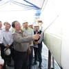 [Photo] Thủ tướng kiểm tra tiến độ xây dựng cầu Nhơn Trạch
