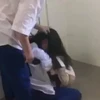 Nữ sinh lớp 8 bị đánh hội đồng ngay trong nhà vệ sinh của trường