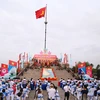 Xúc động Lễ Thượng cờ Thống nhất non sông ở Đôi bờ Hiền Lương-Bến Hải