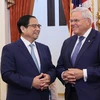 Thủ tướng gặp Chủ tịch Ủy ban Đối ngoại Thượng viện Hoa Kỳ