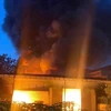Hà Nội: Xảy ra cháy lớn tại kho xưởng quần áo trên địa bàn xã La Phù