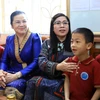 Phu nhân hai Thủ tướng Việt Nam và Lào thăm Làng trẻ em SOS tỉnh Thái Bình. (Ảnh: Thế Duyệt/TTXVN)