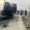 Hiện trường vụ đánh bom xe cảnh sát ở tỉnh Khyber Pakhtunkhwa, Tây Bắc Pakistan ngày 8/1/2024. (Ảnh: THX/TTXVN)