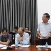 Ông Nguyễn Đình Thoan, Phó Giám đốc Sở Y tế tỉnh Khánh Hòa thông tin tại cuộc họp. (Ảnh: Phan Sáu/TTXVN)