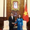 Quyền Chủ tịch nước Võ Thị Ánh Xuân với Đại sứ Nhật Bản Ito Naoki. (Ảnh: Thống Nhất/TTXVN)