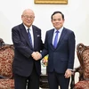 Phó Thủ tướng Trần Lưu Quang tiếp Cố vấn đặc biệt Liên minh Nghị sỹ Hữu nghị Việt Nhật Takebe Tsutomu. (Ảnh: Minh Đức/TTXVN)