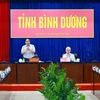 Thủ tướng Phạm Minh Chính làm việc với lãnh đạo tỉnh Bình Dương. (Ảnh: Dương Giang/TTXVN)