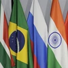 Quốc kỳ các nước thành viên BRICS. (Ảnh: AFP/TTXVN)