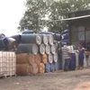 Video bán tràn lan các thùng đựng hóa chất nguy hại 