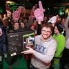 Microsoft bán được 1 triệu bộ Xbox One trong 24 giờ