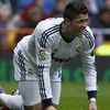Tin 15/4: Van Persie khoe thể lực, Ronaldo phải ngồi ngoài