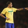 Alves coi trận mở màn của Brazil quan trọng như chung kết