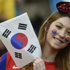 Vẻ đẹp rạng ngời, gợi cảm của các nữ cổ động viên Hàn Quốc