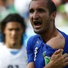 Chiellini cáo buộc FIFA nương tay cho “ma cà rồng” Suarez