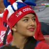 Ảnh động fan nữ xinh đẹp của Costa Rica nhí nhảnh trên khán đài