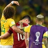 Rodriguez òa khóc, các cầu thủ Brazil phải động viên an ủi