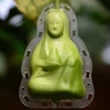 Nông dân Trung Quốc trồng bầu, lê hình Phật Bà Quan Âm và Di Lặc