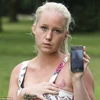 Một phụ nữ bị bỏng nặng ở ngực do sạc điện thoại phát nổ 