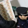 Cảnh sát Italy tịch thu hơn 20 triệu euro tiền giả tại hầm rượu