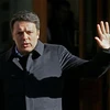 Chuyên cơ chở Thủ tướng Italy Matteo Renzi phải hạ cánh khẩn cấp