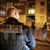 Cảnh sát Pháp gác tại quận Champs Plaisants thuộc Sens ngày 20/11. (Nguồn: AFP/TTXVN)