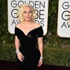 Lady Gaga trên thảm đỏ Quả cầu Vàng. (Nguồn: AP)