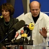 Bộ trưởng Y tế Pháp, bà Marisol Touraine (trái) tại cuộc họp báo. (Nguồn: AFP)