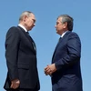 Tổng thống Nga Vladimir Putin và Thủ tướng Uzbekistan Shavkat Mirziyoyev. (Nguồn: Reuters)