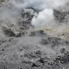 Miệng núi lửa Campi Flegrei. (Nguồn: AFP)