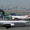 Máy bay của Hãng hàng không Emirate Airlines tại sân bay quốc tế Dubai. (Nguồn: AFP/TTXVN) 