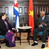 Ông Esteban Lazo Hernández, Chủ tịch Quốc hội, Ủy viên Bộ Chính trị Đảng Cộng sản Cuba tiếp bà Tòng Thị Phóng, Ủy viên Bộ Chính trị, Phó Chủ tịch Quốc hội. (Ảnh: Vũ Lê Hà/TTXVN)