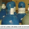 [Video] Thu giữ số lượng lớn bóng cười và khí N20 tại Hà Nội 