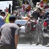 [Video] Khoảnh khắc “xe điên” lao vào đám đông tuần hành ở Mỹ