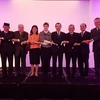 Đại sứ các nước ASEAN tại London chụp ảnh kỷ niệm cùng bà Katie White, Tổng vụ trưởng Vụ châu Á-Thái Bình Dương (Bộ Ngoại giao Anh). (Ảnh: Tuấn Anh/TTXVN)