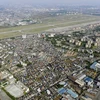 Những hộ dân sống gần căn cứ không quân Yokota. (Nguồn: Kyodo)