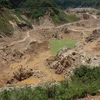 [Photo] Những ngọn núi, dòng suối bị tàn phá do khai thác khoáng sản