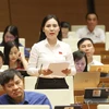 Đại biểu Quốc hội tỉnh Tuyên Quang Âu Thị Mai phát biểu ý kiến. (Ảnh: Phương Hoa/TTXVN)